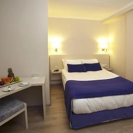 Otel Walk In
