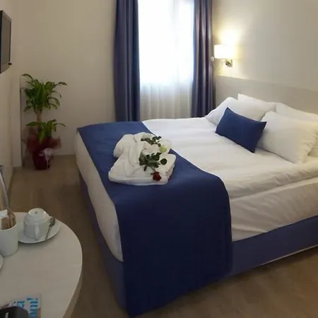 Otel Walk In 2*