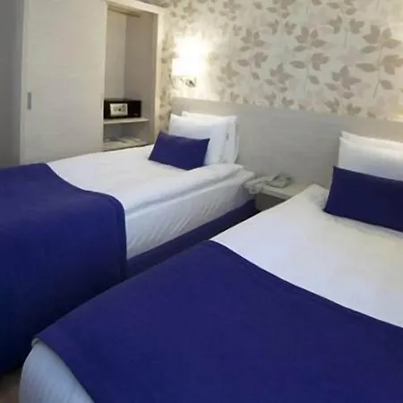 Walk In 3* İzmir