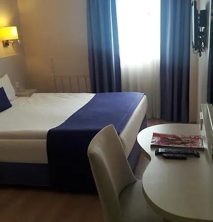 Otel Walk In 2*