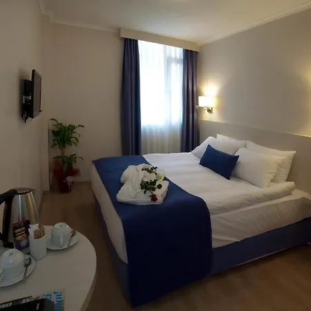 Otel Walk In