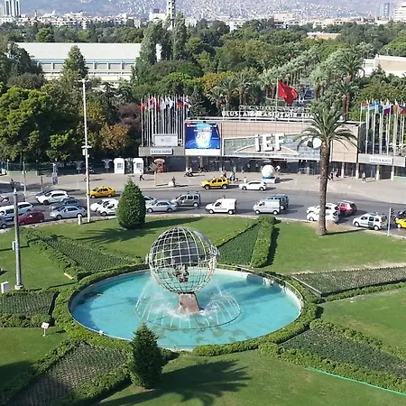 Walk In イズミル