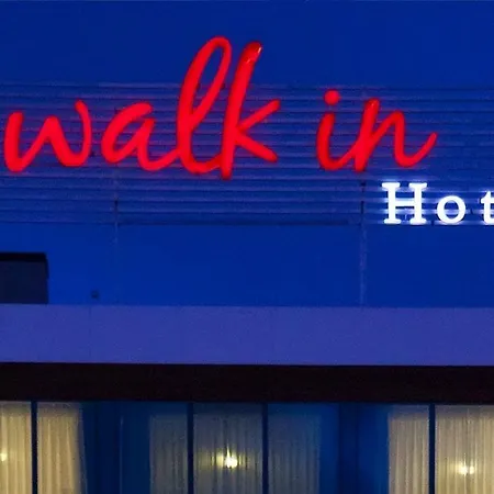 Walk In ホテル 3*